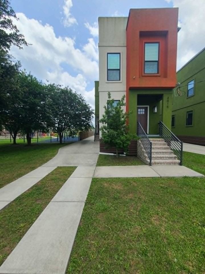 3015 Wall Boulevard - Photo 3 of 19
