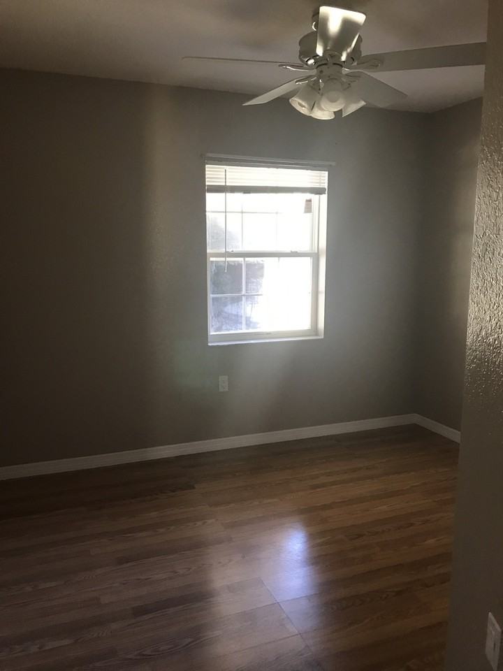 2854 Laurel Ave - Photo 7 of 13