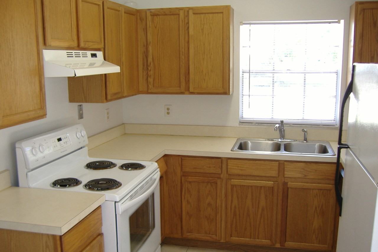 2452 E Illiana St - Photo 4 of 6
