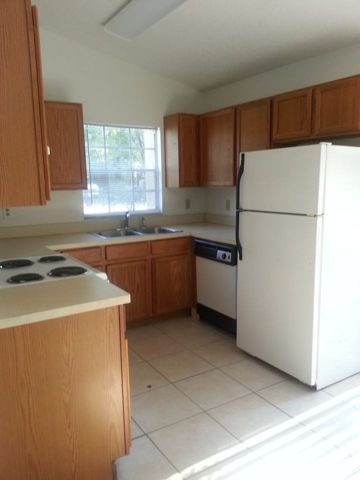2452 E Illiana St - Photo 6 of 6