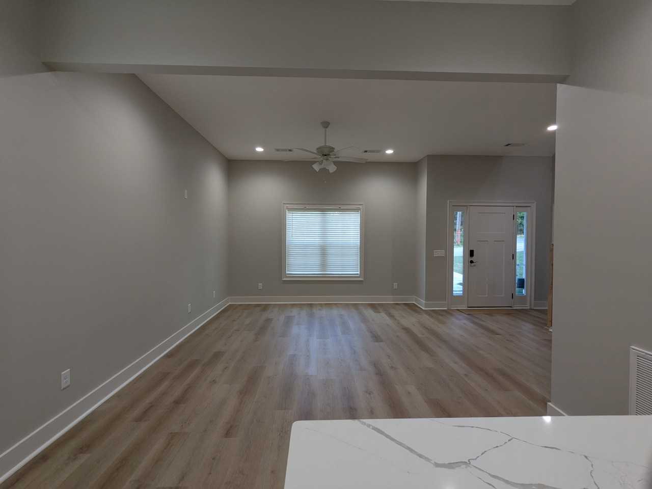 1001 Church St #1 - Photo 4 of 38