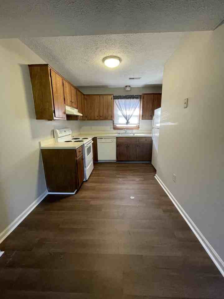 139 Cedar Crest DriveUnit 103 #103 - Photo 2 of 8