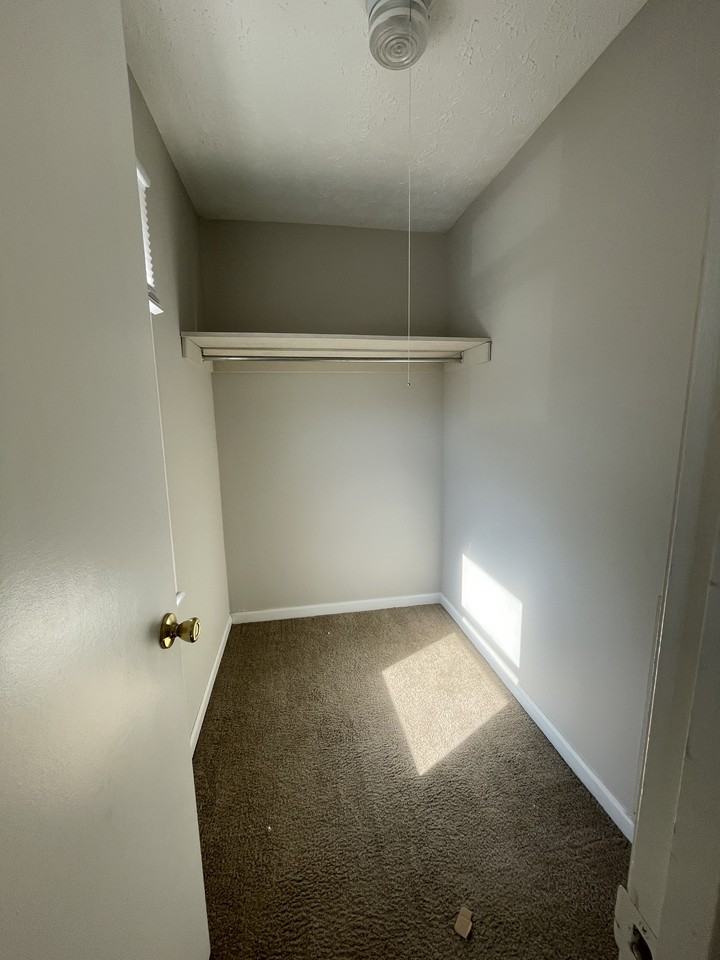 139 Cedar Crest DriveUnit 103 #103 - Photo 7 of 8