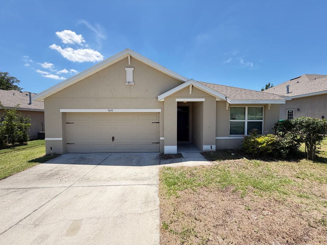 9692 Pepper Tree Trl - Photo 2 of 31
