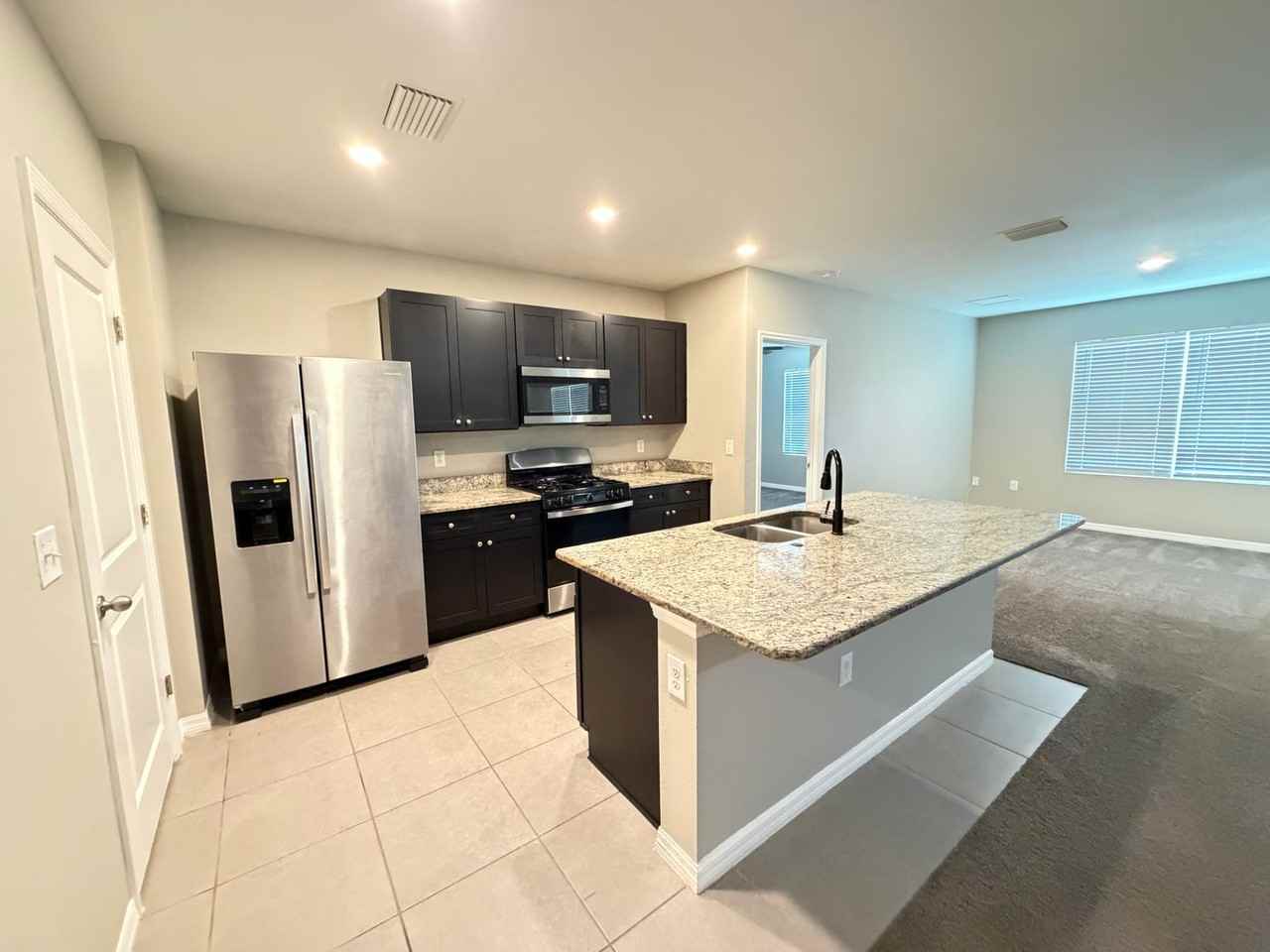 9692 Pepper Tree Trl - Photo 3 of 31