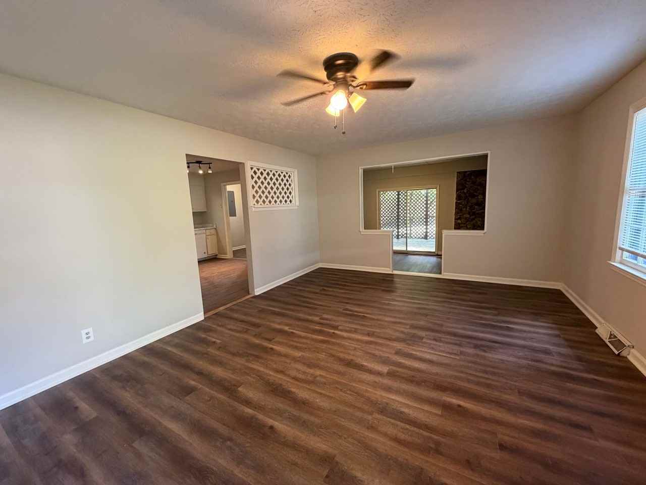 24 Woodberry Dr Se - Photo 3 of 25