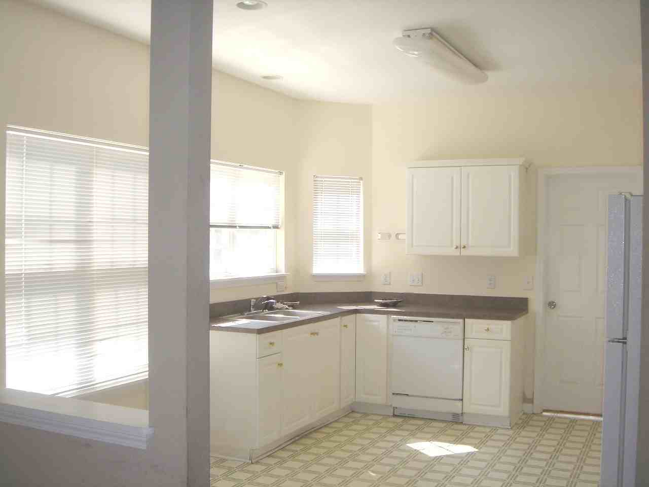 5720 Wrightsville Ave - Photo 3 of 11