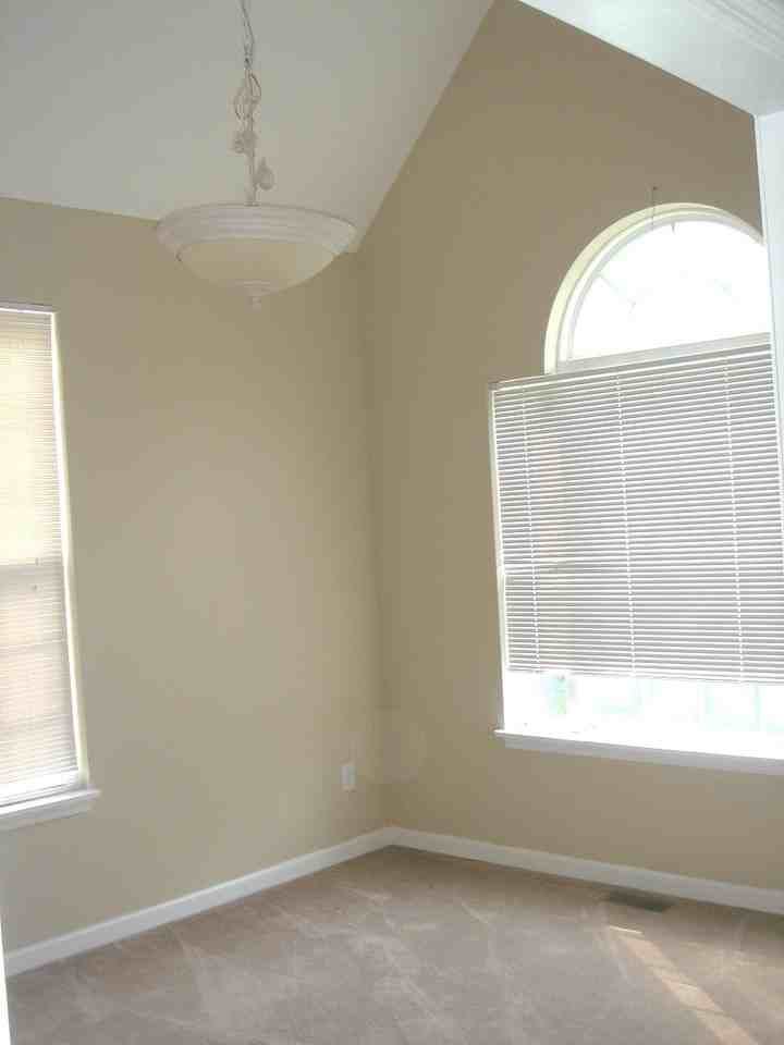 5720 Wrightsville Ave - Photo 4 of 11