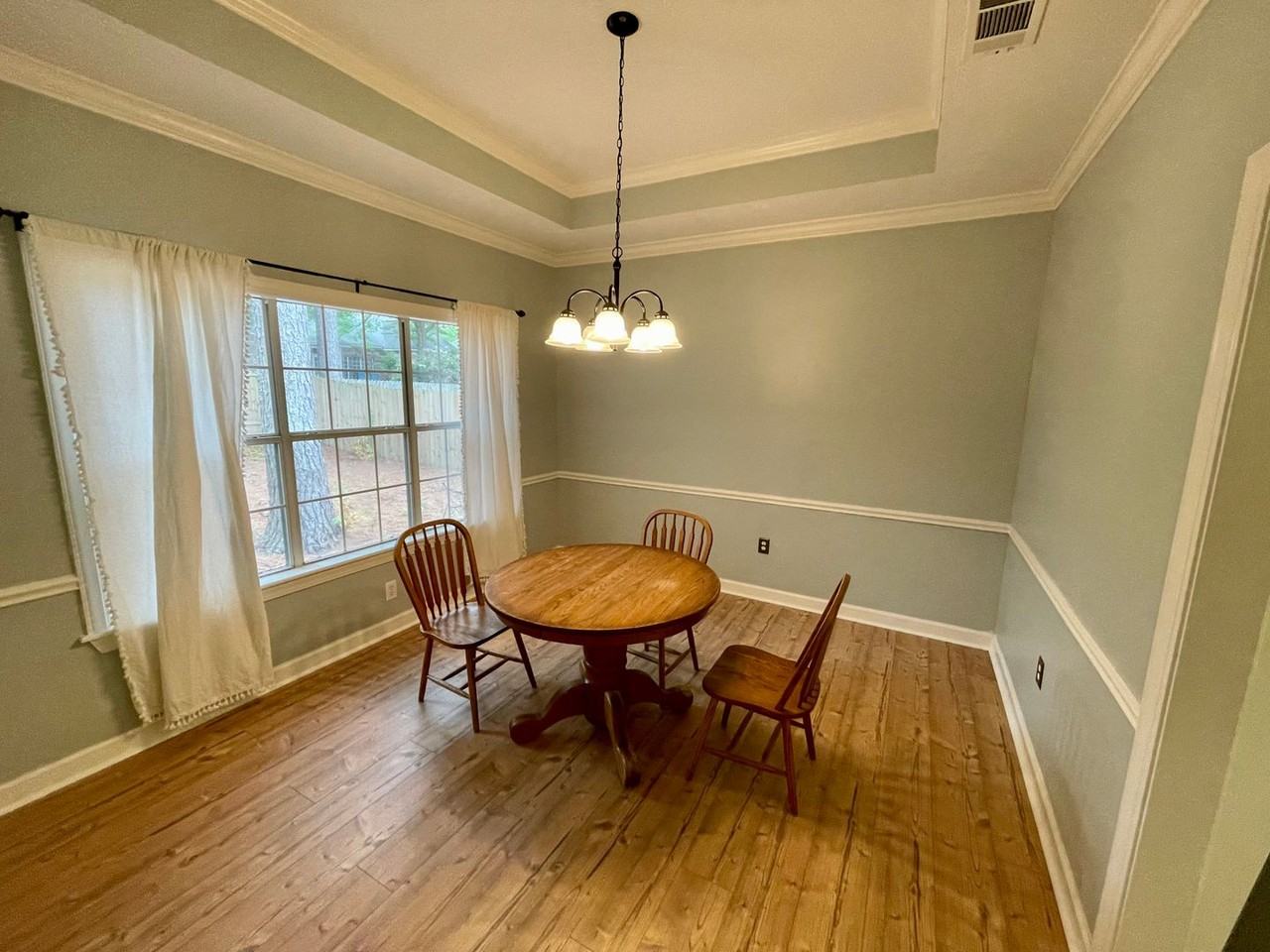 420 Idlewoods Ln - Photo 6 of 14