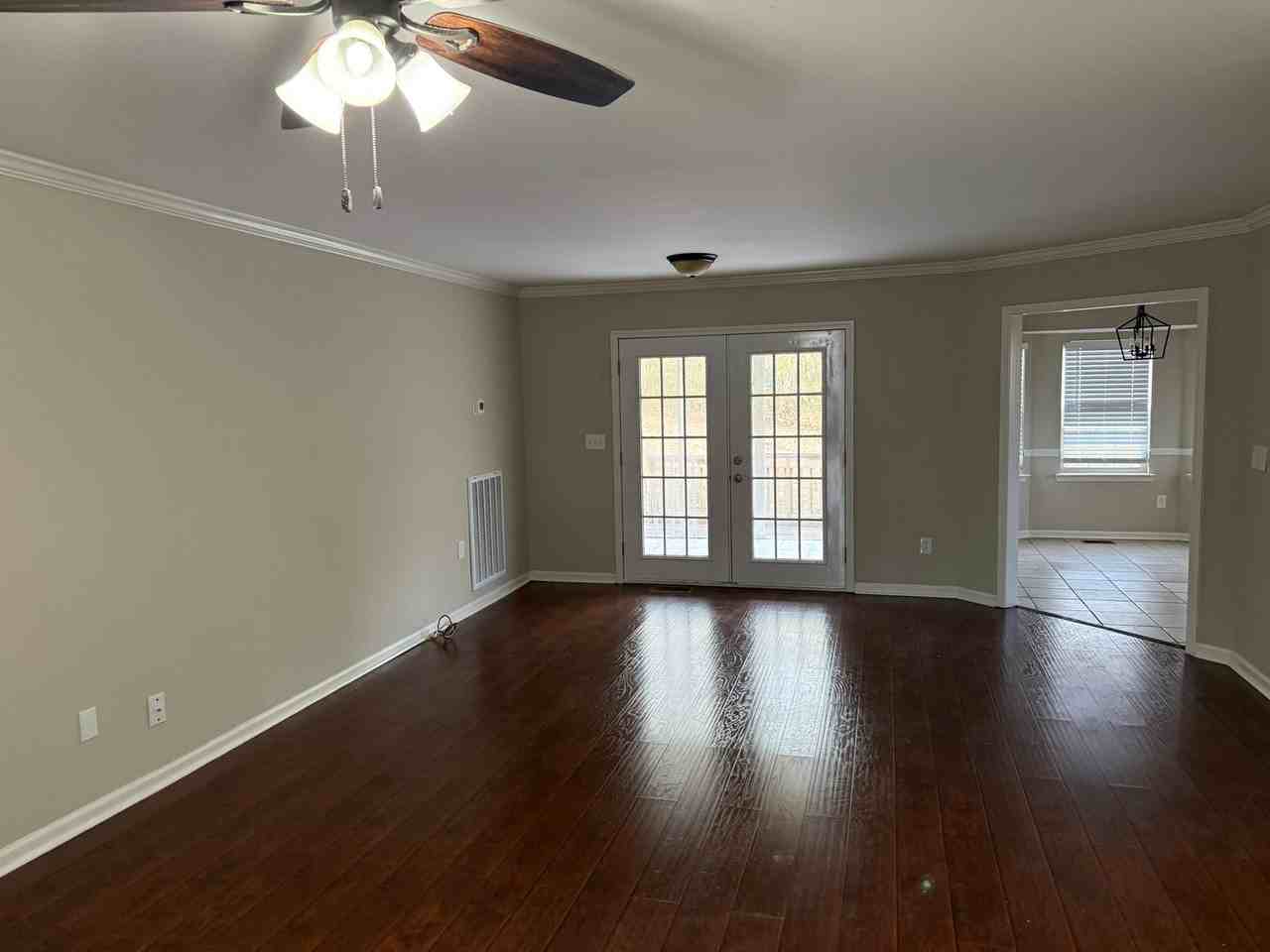 115 Cooper Ave - Photo 6 of 41