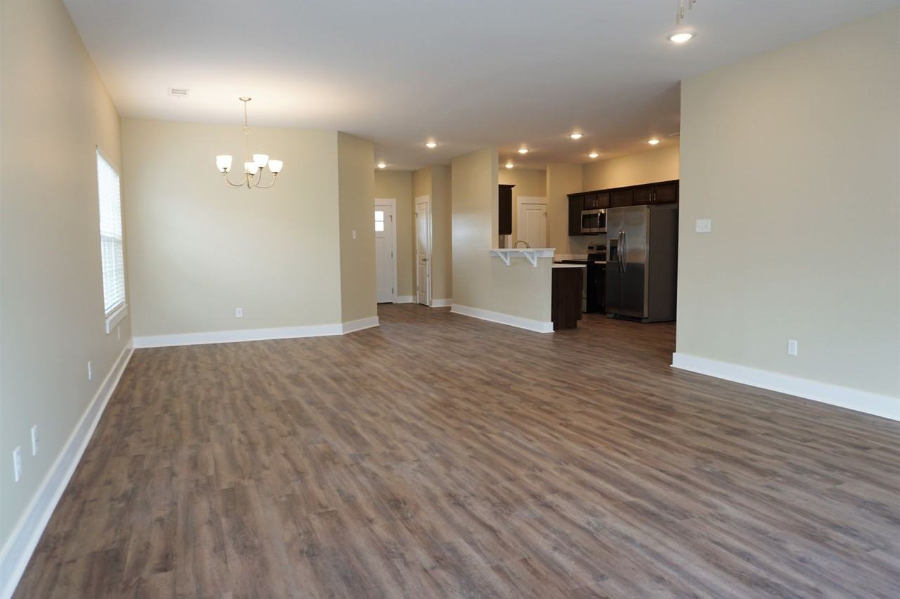 3612 Red Maple Way - Photo 3 of 12