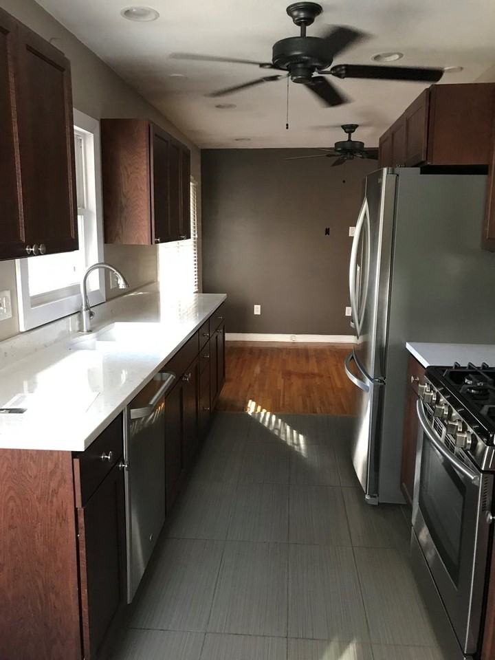 3712 Nebraska St - Photo 2 of 6