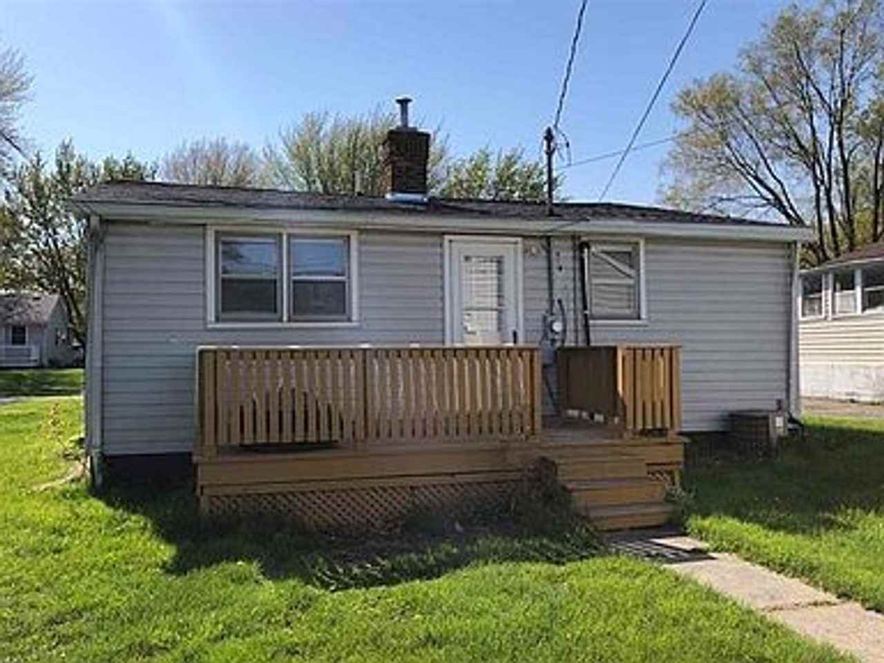 1514 N Mccann St - Photo 2 of 9