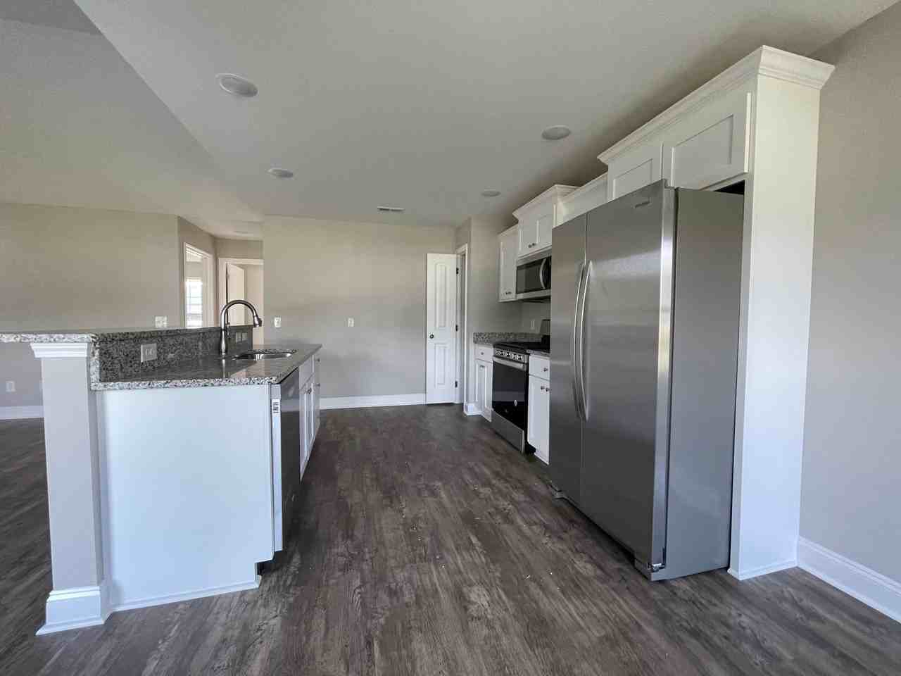 3112 Belgrove Ln - Photo 6 of 29
