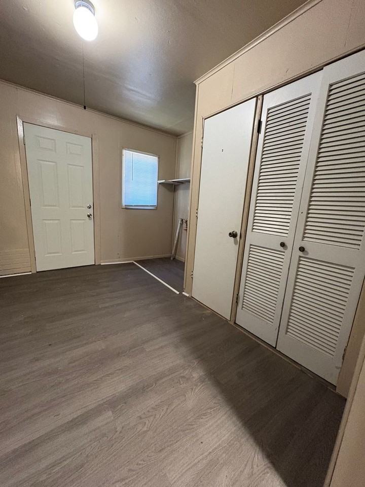 1749 Caroline St - Photo 7 of 15