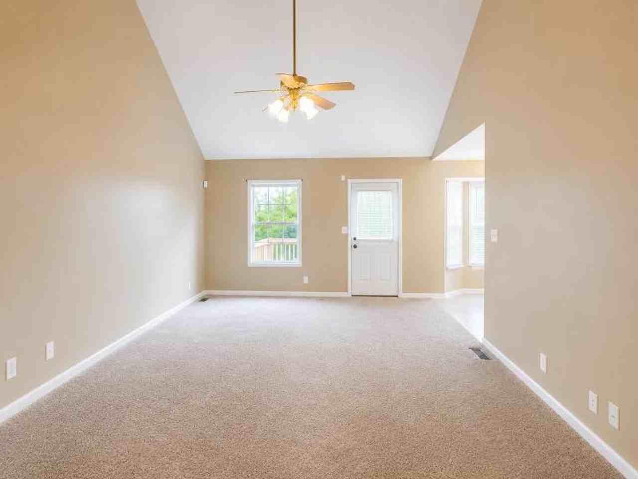 168 Kings Deer Dr - Photo 3 of 21