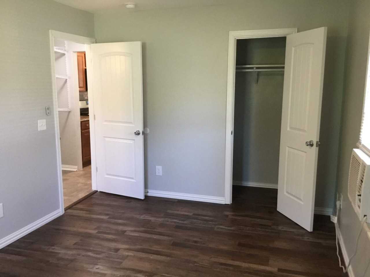 305 Babb Dr - Photo 4 of 15