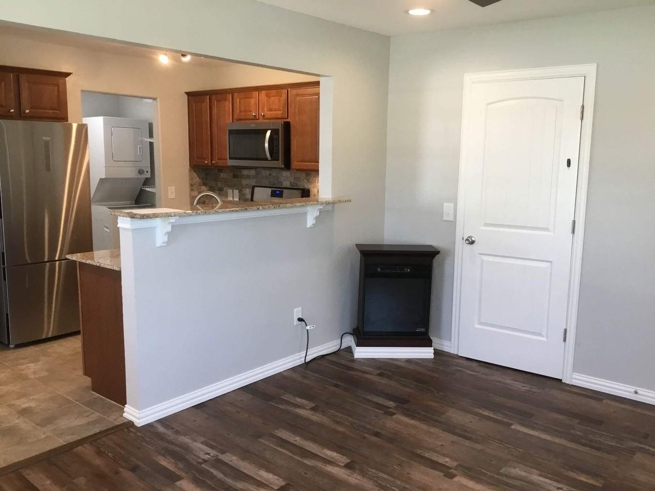 305 Babb Dr - Photo 7 of 15