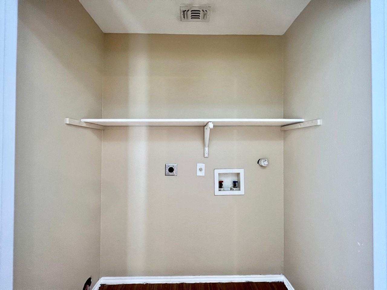 508 Pitts St - Photo 6 of 15
