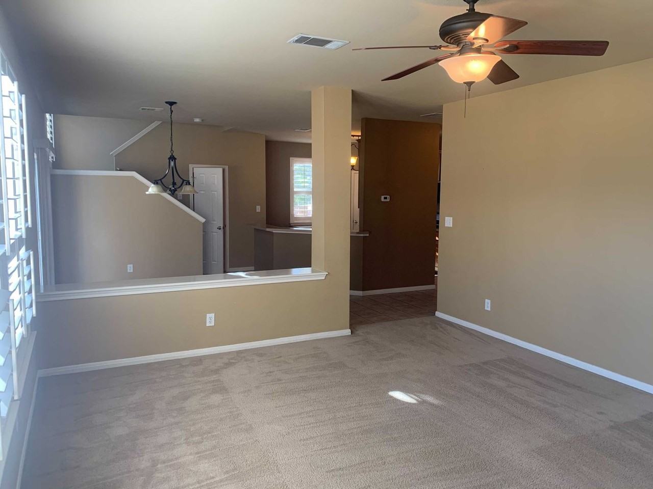 842 Windhurst - Photo 5 of 24