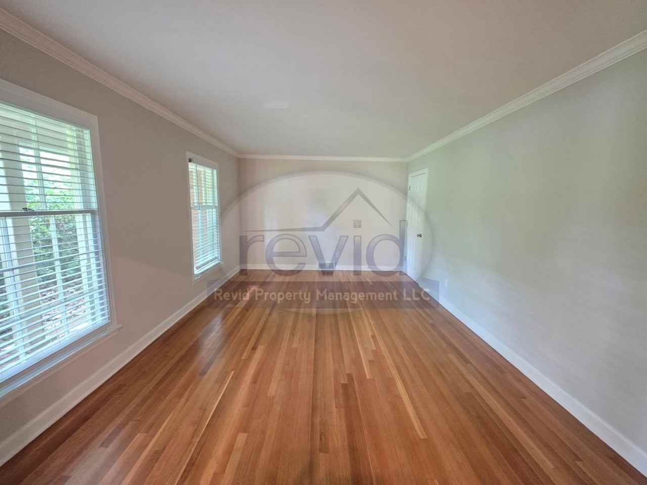 99 Perkins Ext - Photo 7 of 50