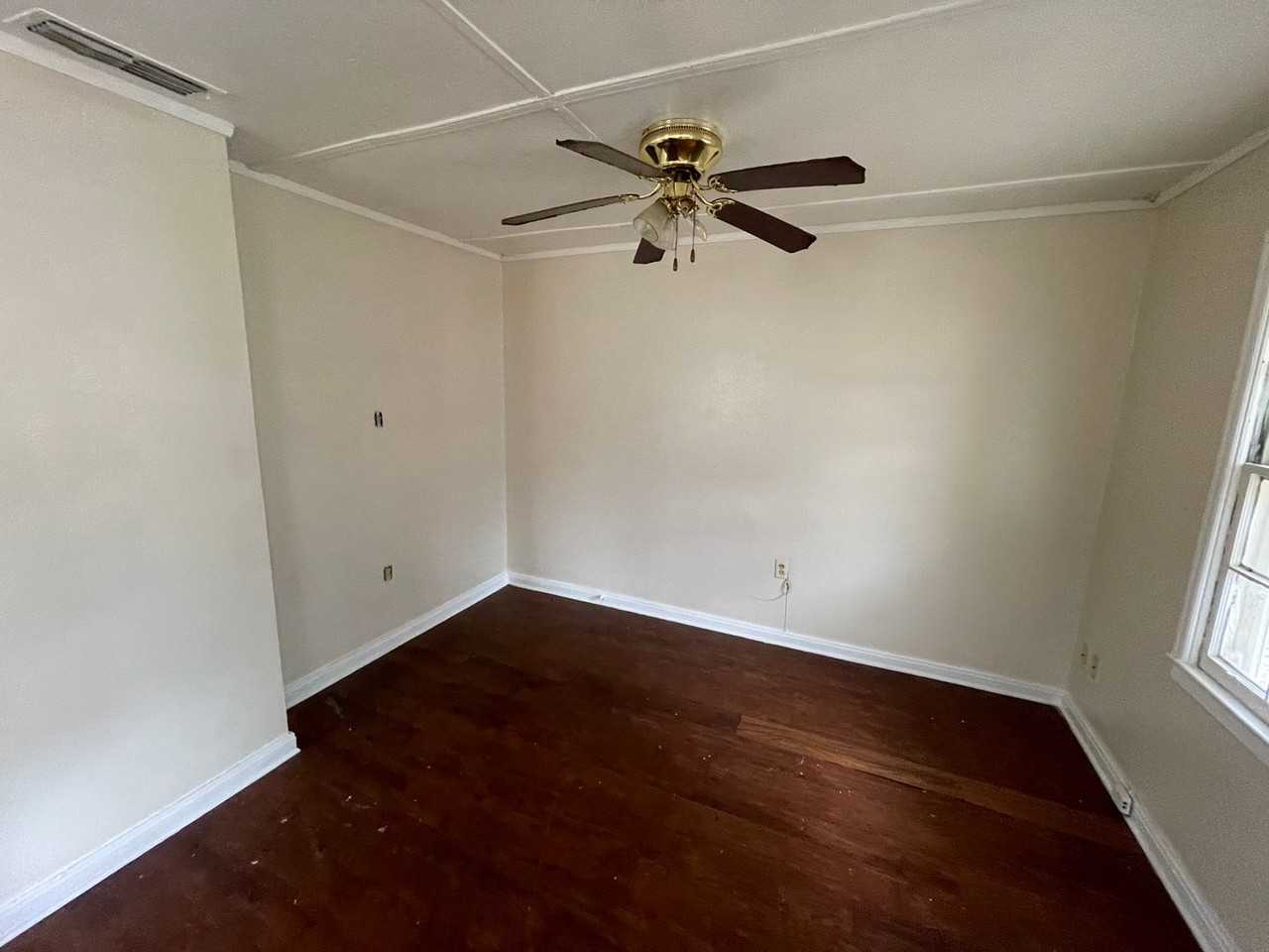4119 Belmont St - Photo 6 of 6