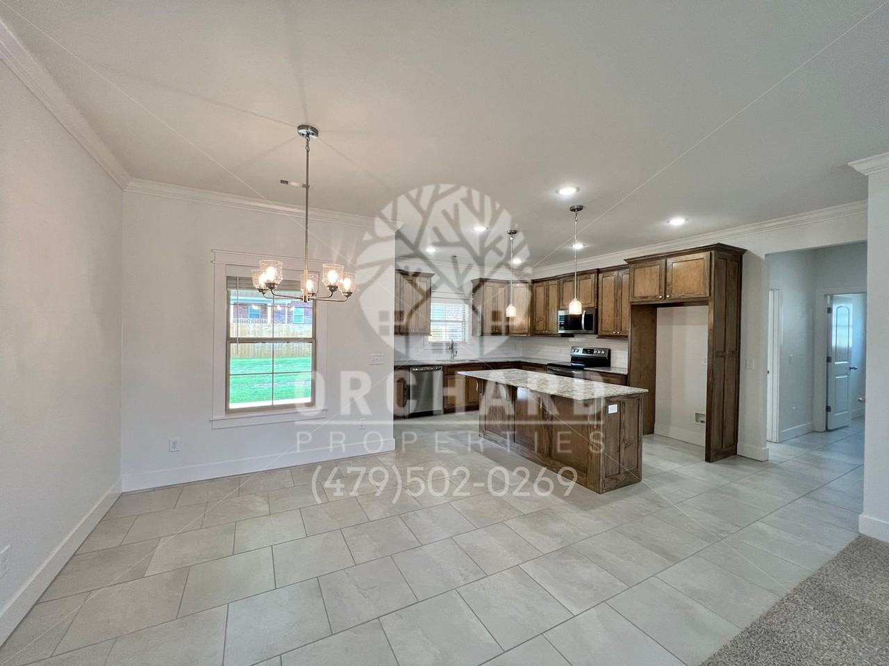 925 Sugar Pine St - Photo 6 of 26