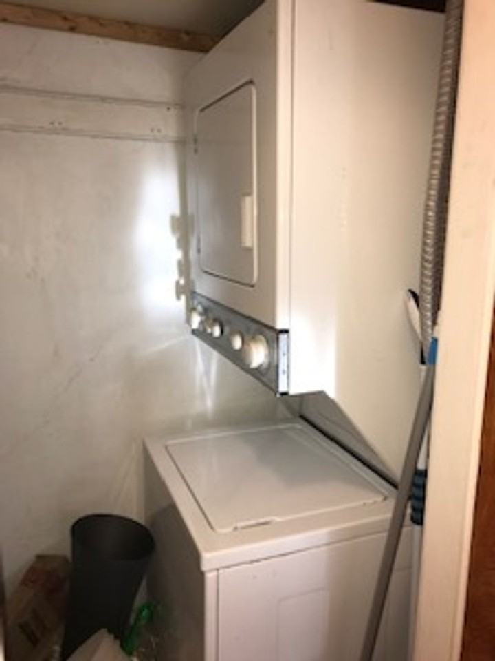 16 Radcliffe Rd - Photo 3 of 16