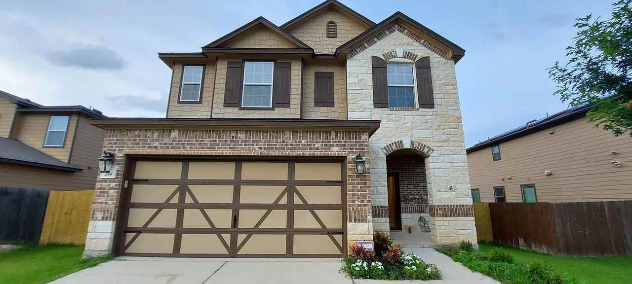 455 Gina Dr - Photo 3 of 42
