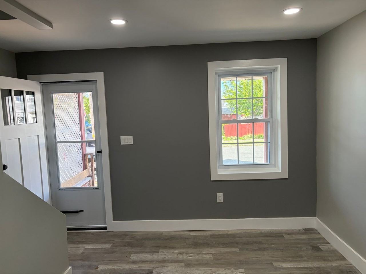 503 W Vine St - Photo 3 of 24