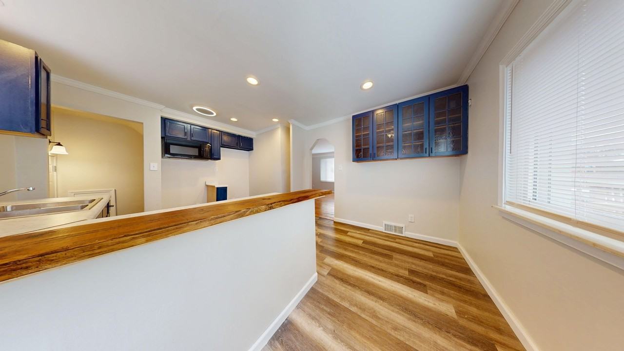 11728 Minden St - Photo 4 of 21