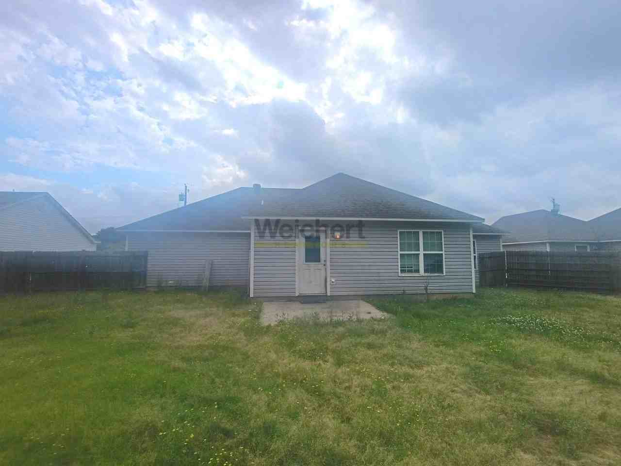 602 Marion St - Photo 3 of 4