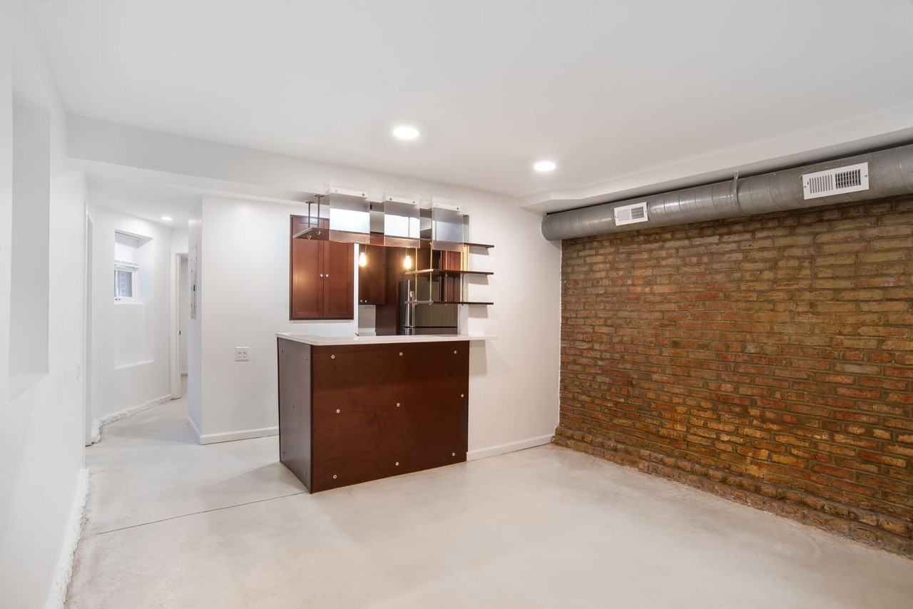 U Street Apartments - Photo 2 of 10