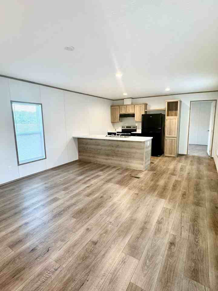 2500 Newton Rd - Photo 6 of 24