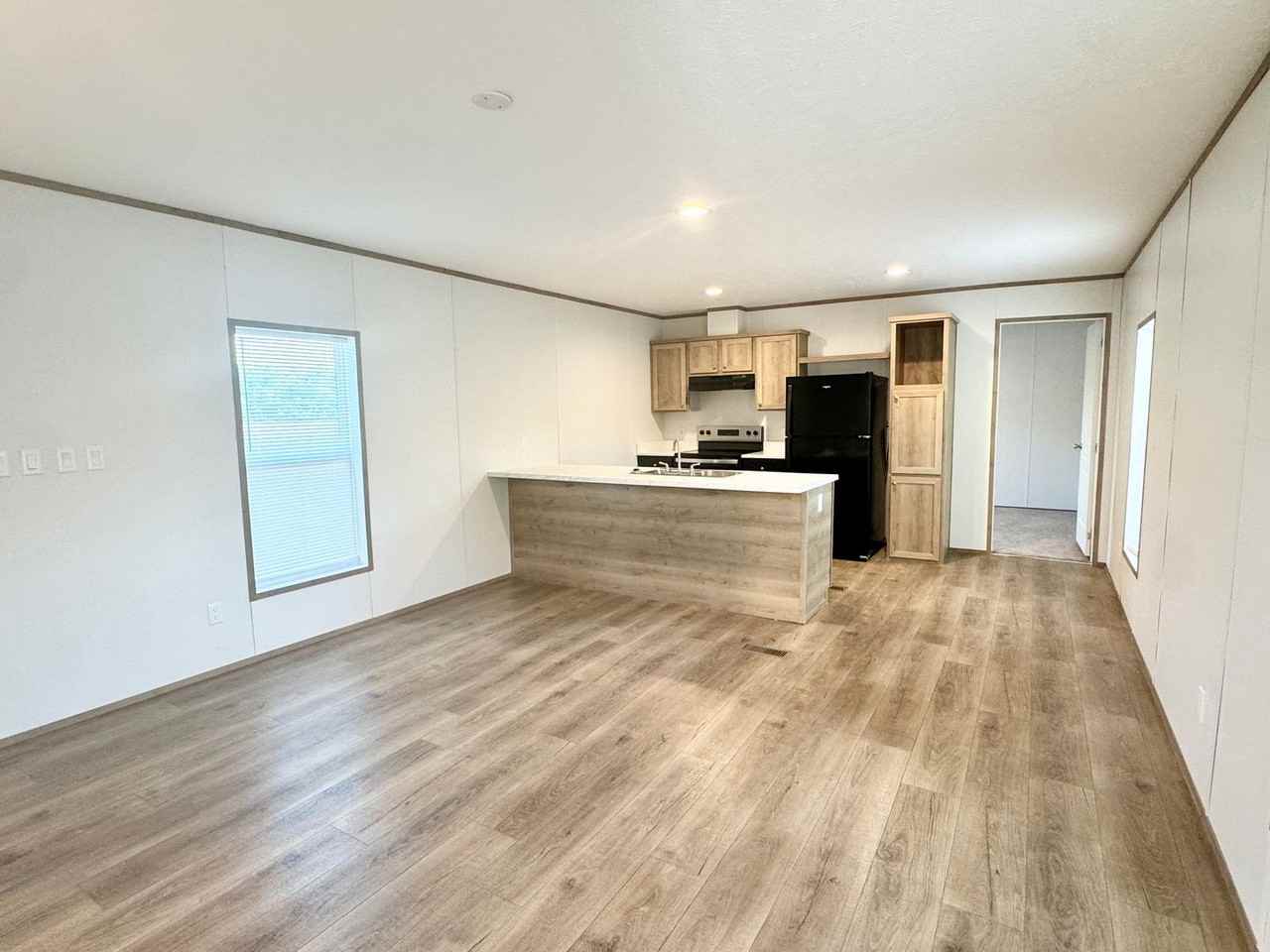 2500 Newton Rd - Photo 7 of 24