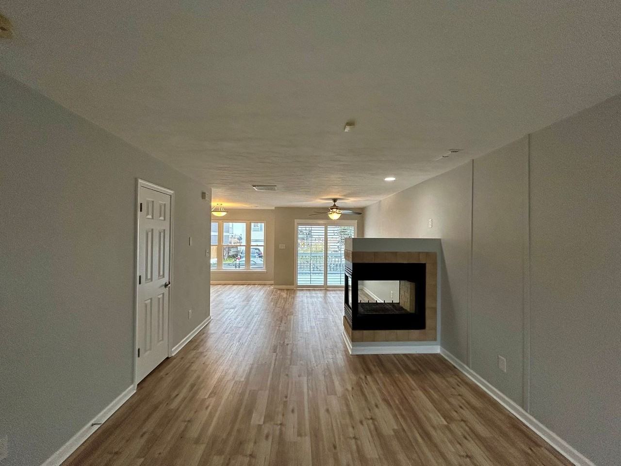 1420 W Ocean View Ave - Photo 2 of 16