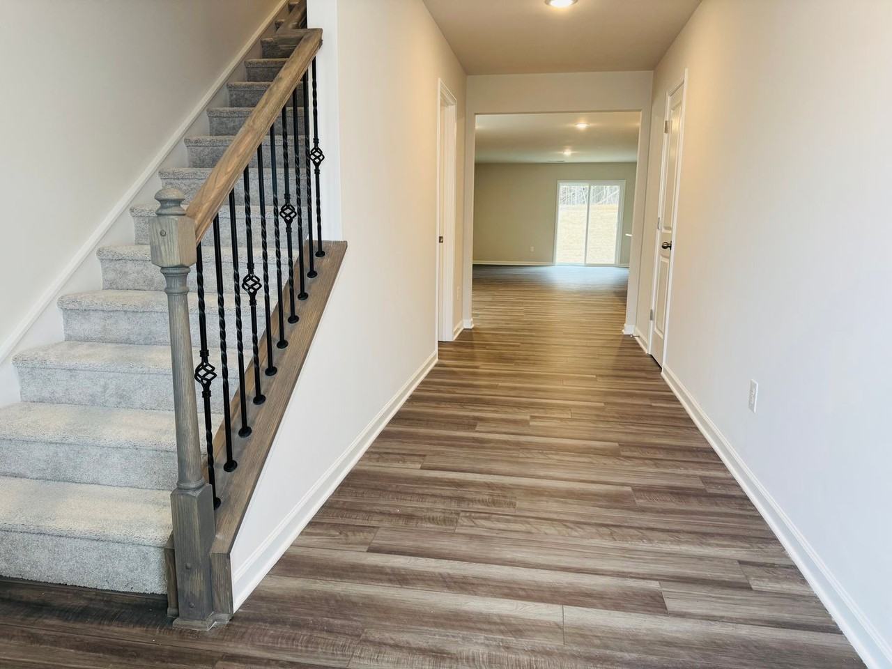 13151 Hampton Bay Ln - Photo 2 of 23