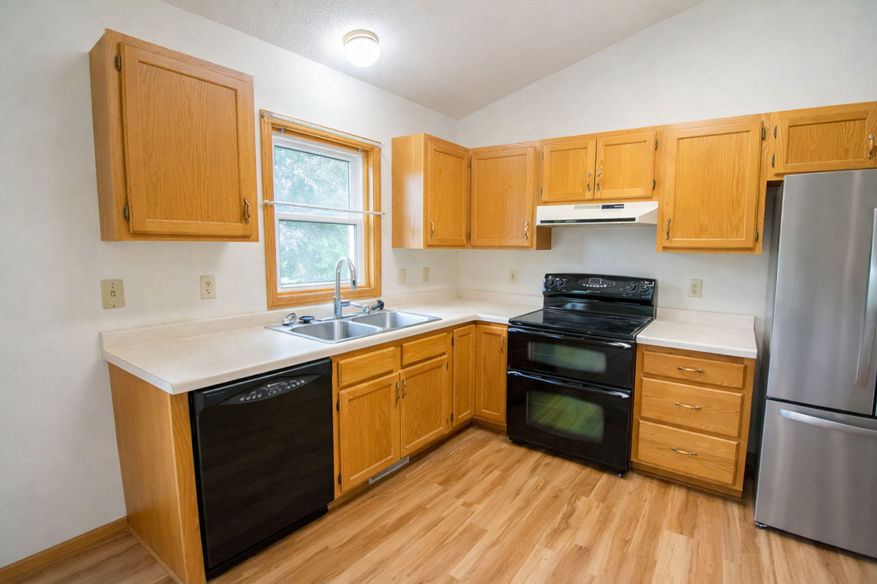 3714 10th Ave Sw - Photo 5 of 22