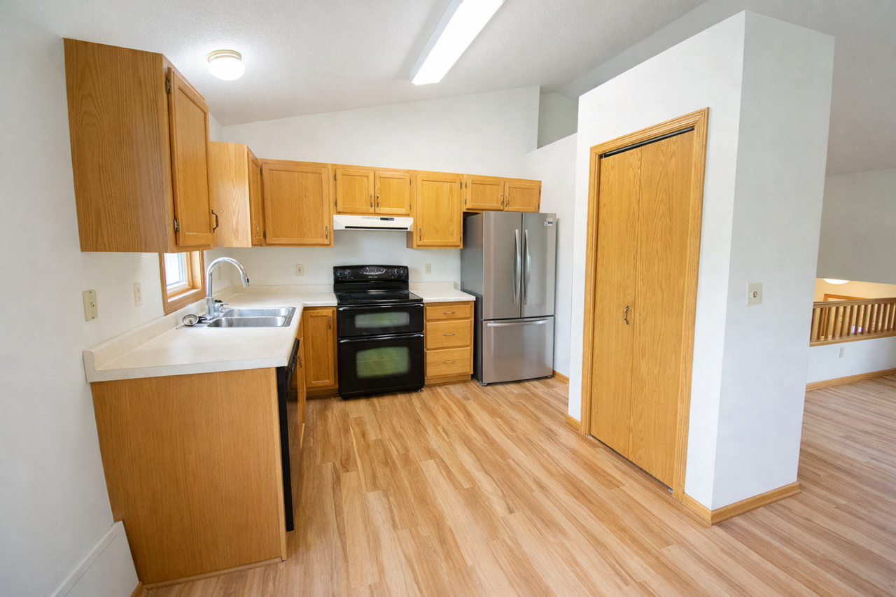 3714 10th Ave Sw - Photo 6 of 22