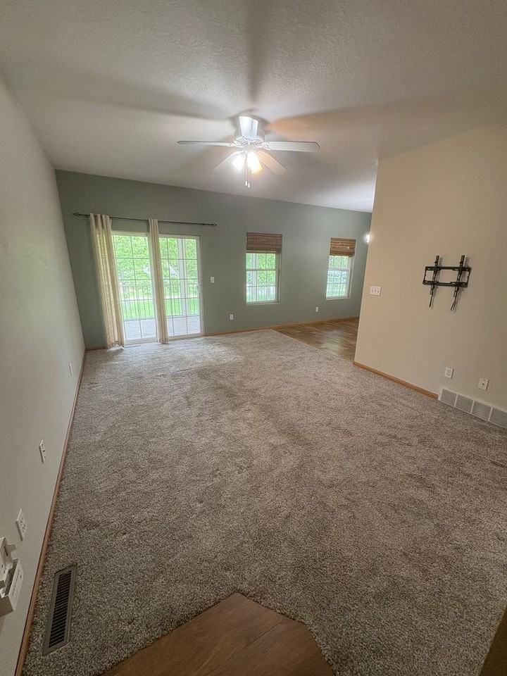 3852 Jay Ln - Photo 2 of 15