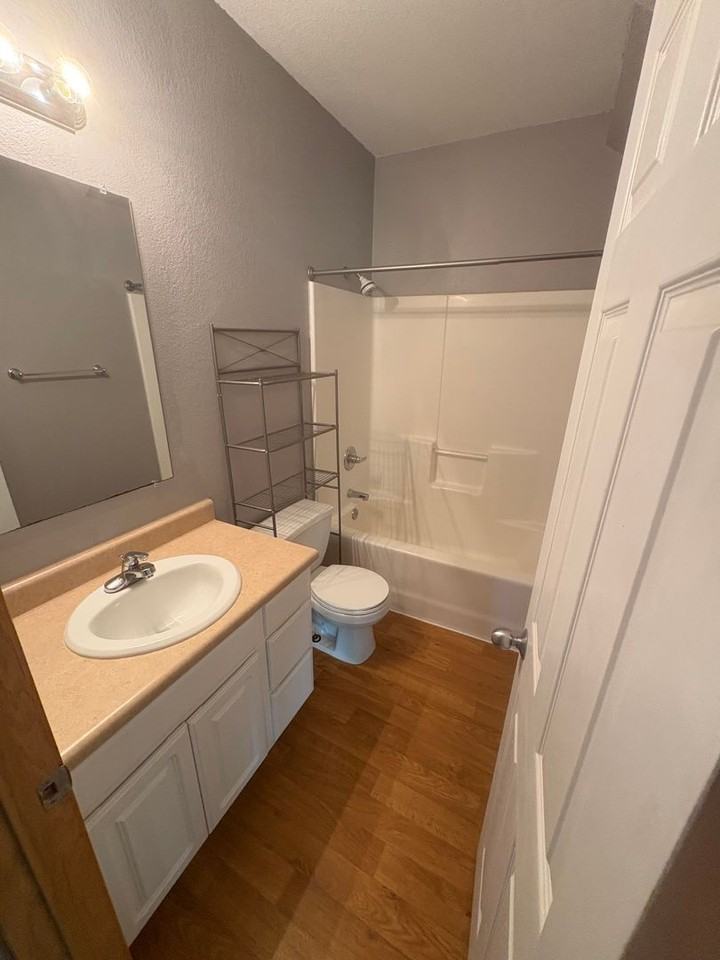 3852 Jay Ln - Photo 4 of 15