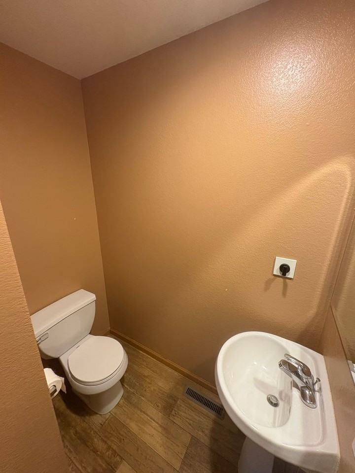 3852 Jay Ln - Photo 7 of 15