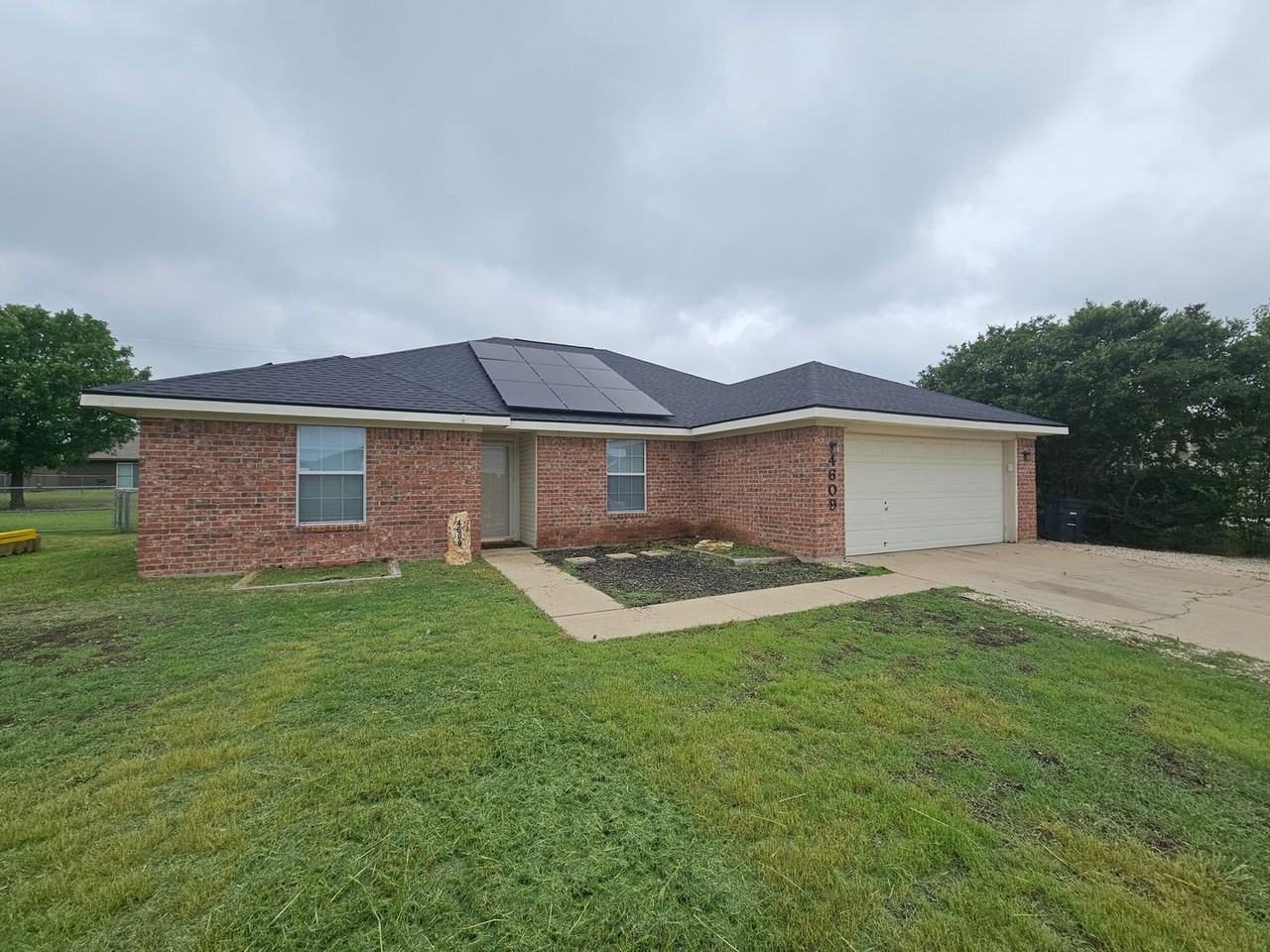 4609 Telluride Dr - Photo 2 of 2