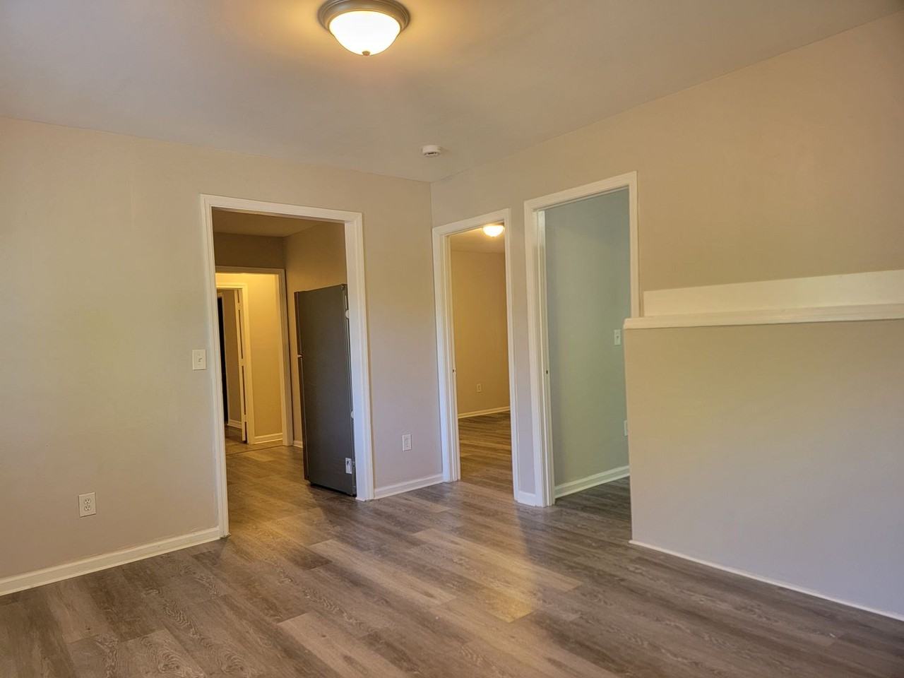 944 Smith St Sw - Photo 6 of 21