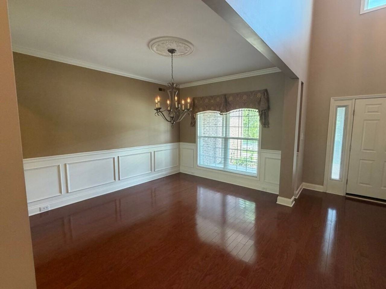 4601 Ivy Rose Dr - Photo 4 of 22