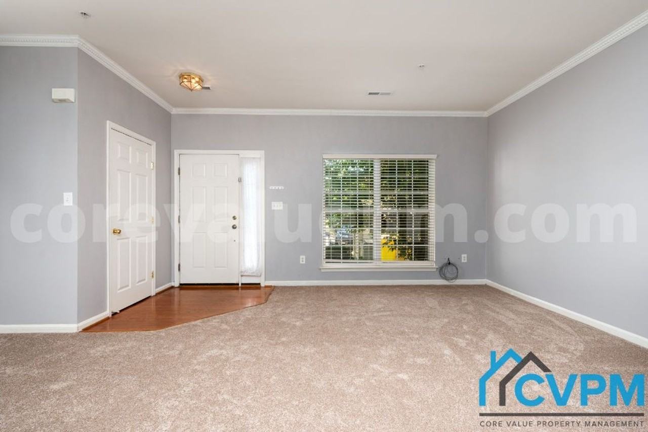 1934 Hackberry Ct - Photo 4 of 26