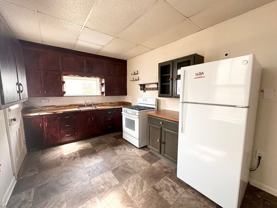 925 W College Ave - Photo 1 of 1