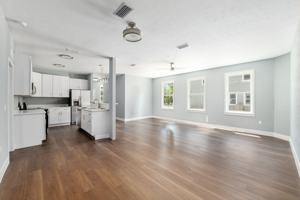 featured image of 420 Nw 3rd Ave