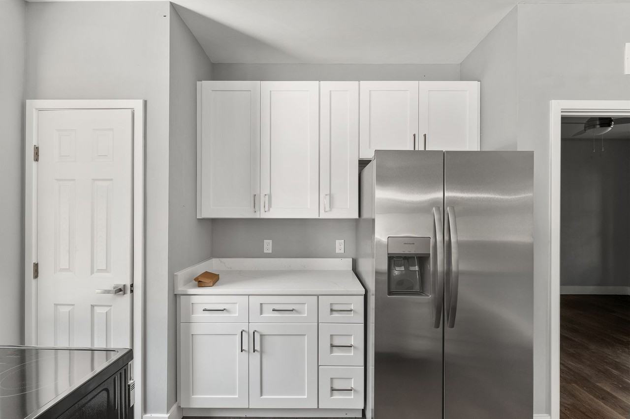 422 Nw 3rd Ave - Photo 6 of 21