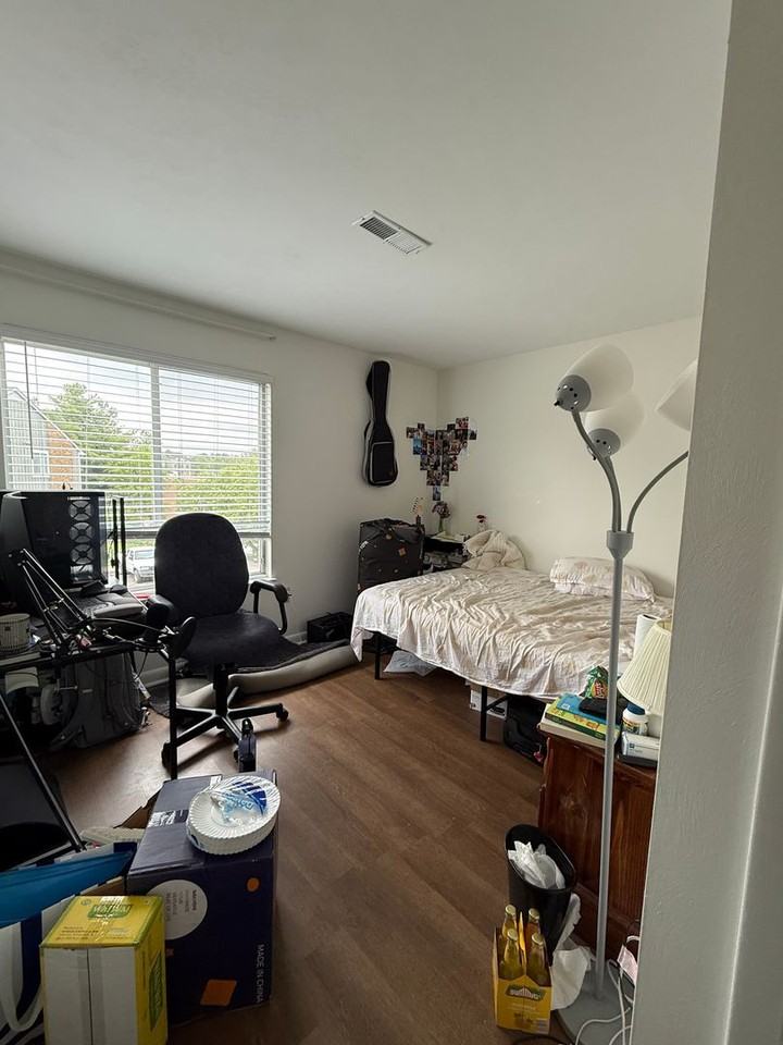 812 Cascade Ct - Photo 5 of 10
